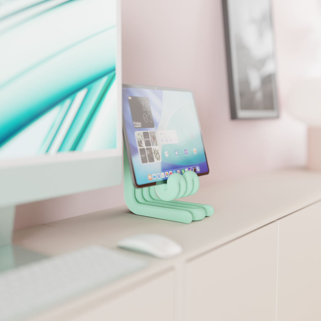 WiggleDock – Sculptural Tablet Stand